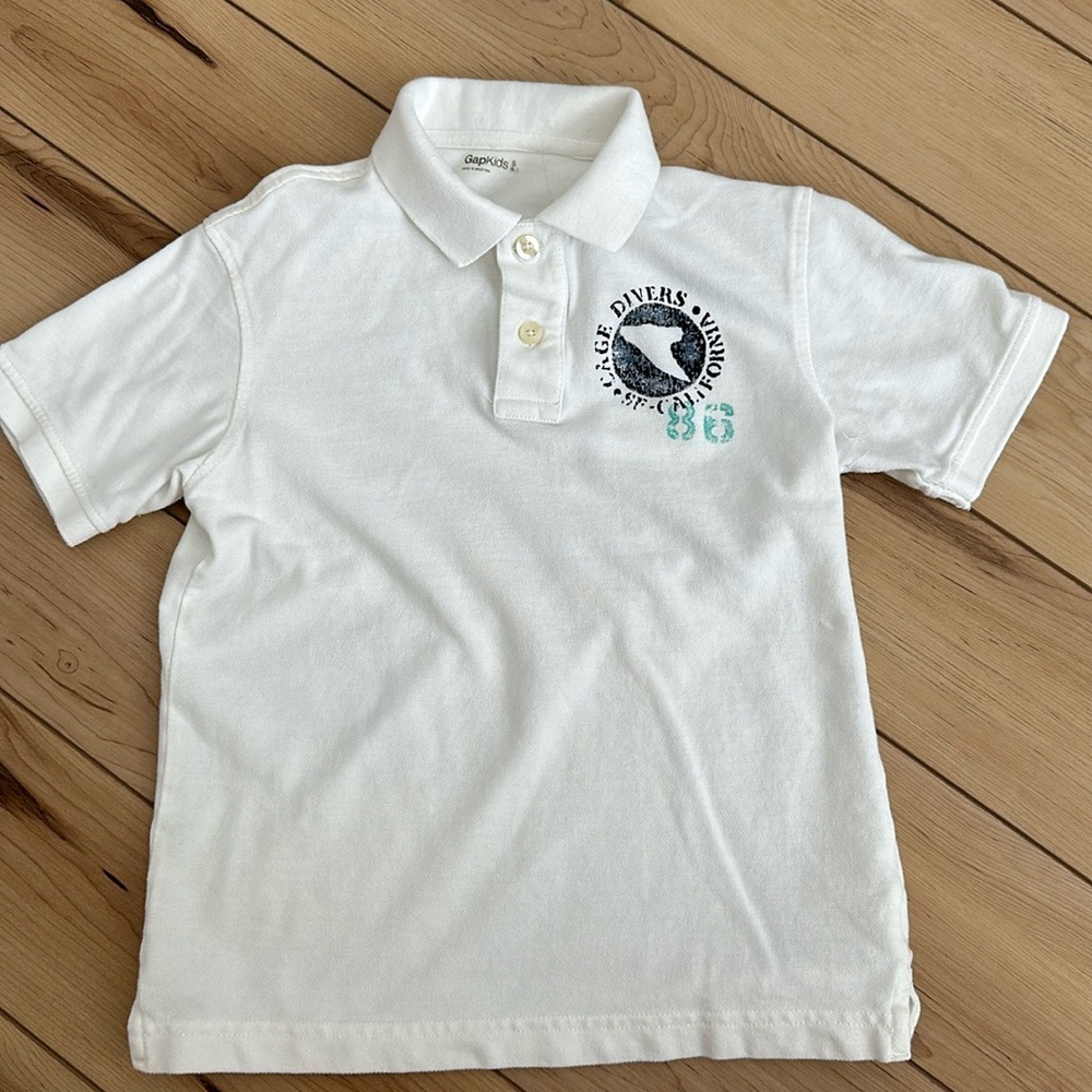 Gap kids boys short sleeve polo size 6/7
